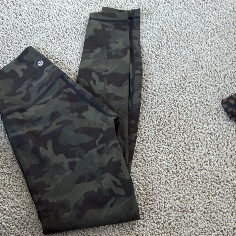 Lululemon Athletica Green Camouflage Leggings